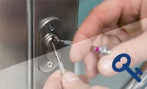 Apertura de puertas en Valencia