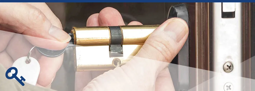 Reparación de cerraduras y puertas Fichet en Valencia.